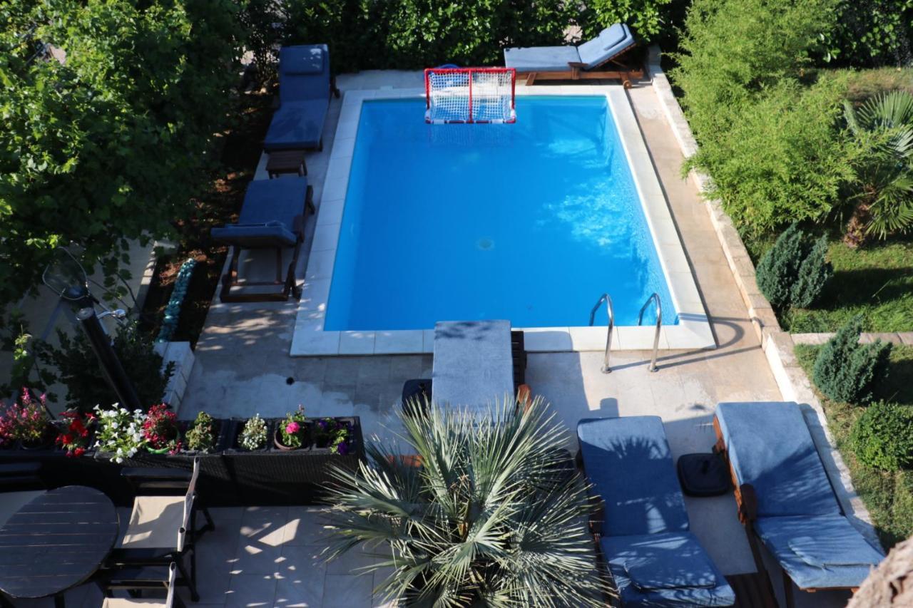 Dubrovnik - Ivanica: “Sunnyhills Apartments” With Pool Exterior foto