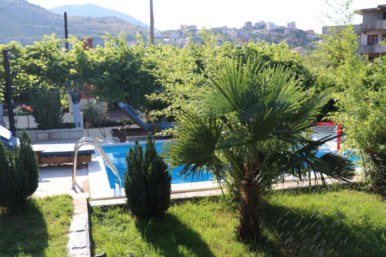 Dubrovnik - Ivanica: “Sunnyhills Apartments” With Pool Exterior foto