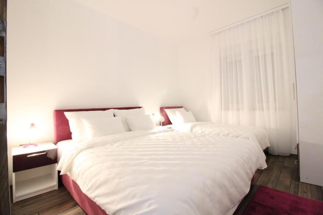 Dubrovnik - Ivanica: “Sunnyhills Apartments” With Pool Cameră foto